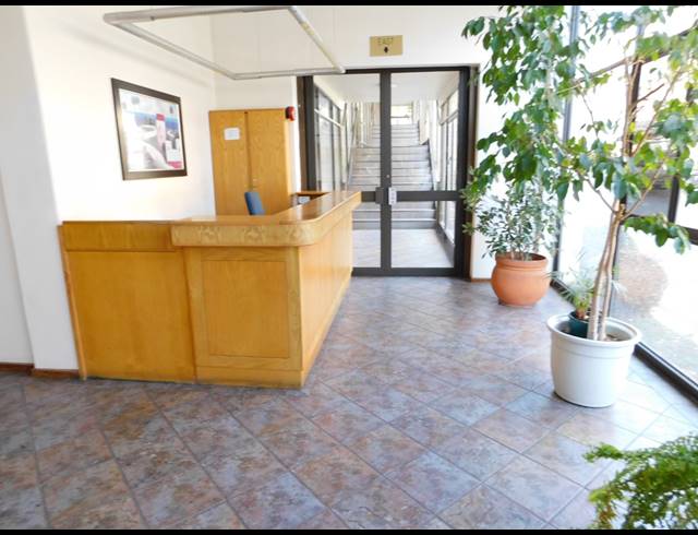 487M² OFFICE TO LET IN FERNDALE